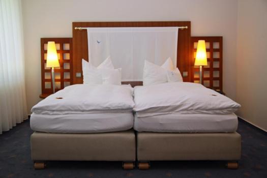 Hotel Blauer Fasan Wiesmoor Pokoj fotografie